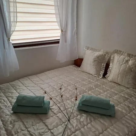 Nurr Apartament *